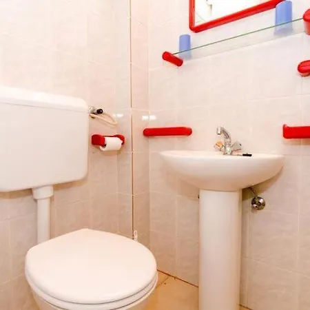 Klara-gorjana-comfort With Balcony And Sea View 2 * Viganj