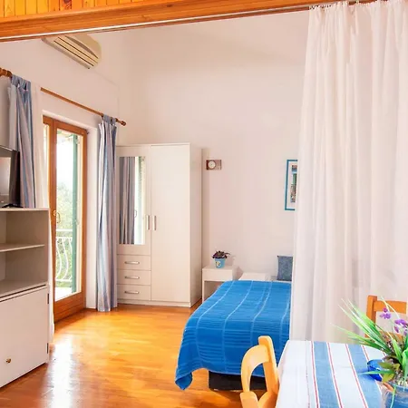 דירה Klara-gorjana-comfort With Balcony And Sea View 2